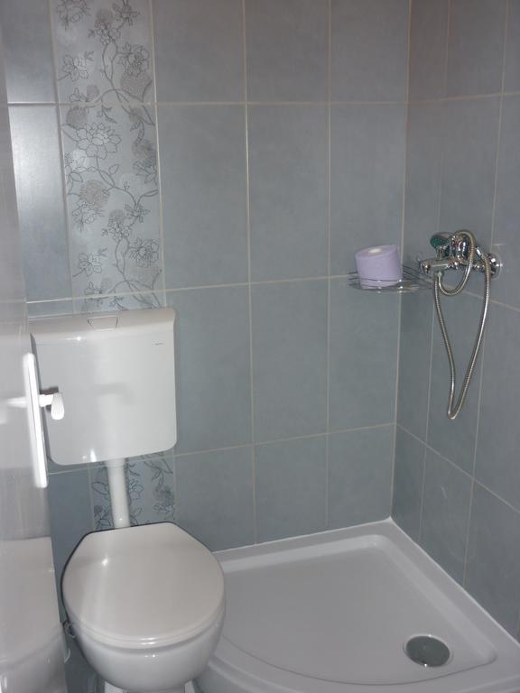 Levendula Vendégház Balatonföldvár Habitación foto